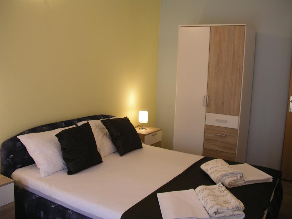 Aparthotel Pecic Gradac (Split-Dalmatia) Exterior foto